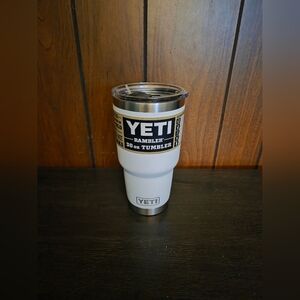 YETI White 30 oz Tumbler